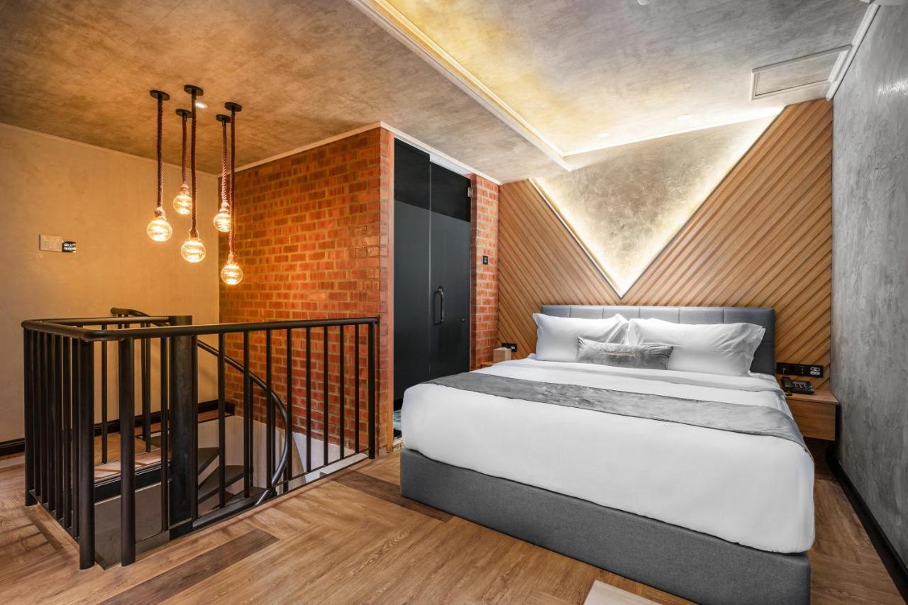 A&r Urban Hotel 3*